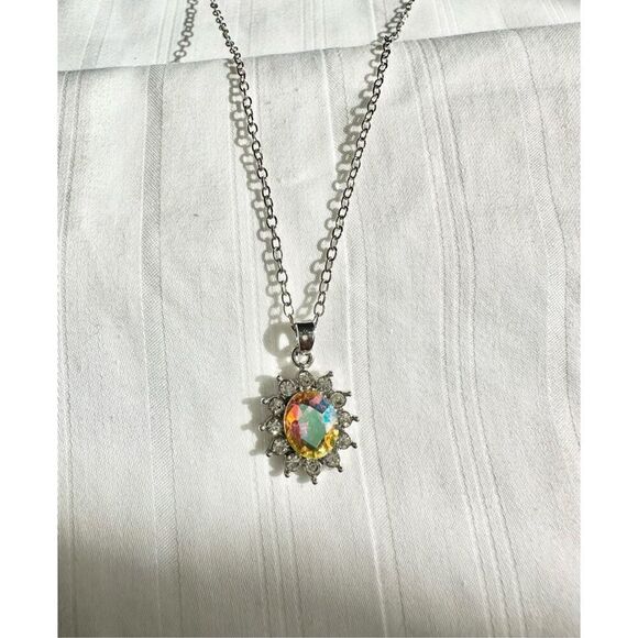 No Brand Jewelry - Multicolor oval cut super sparkly iridescent necklace